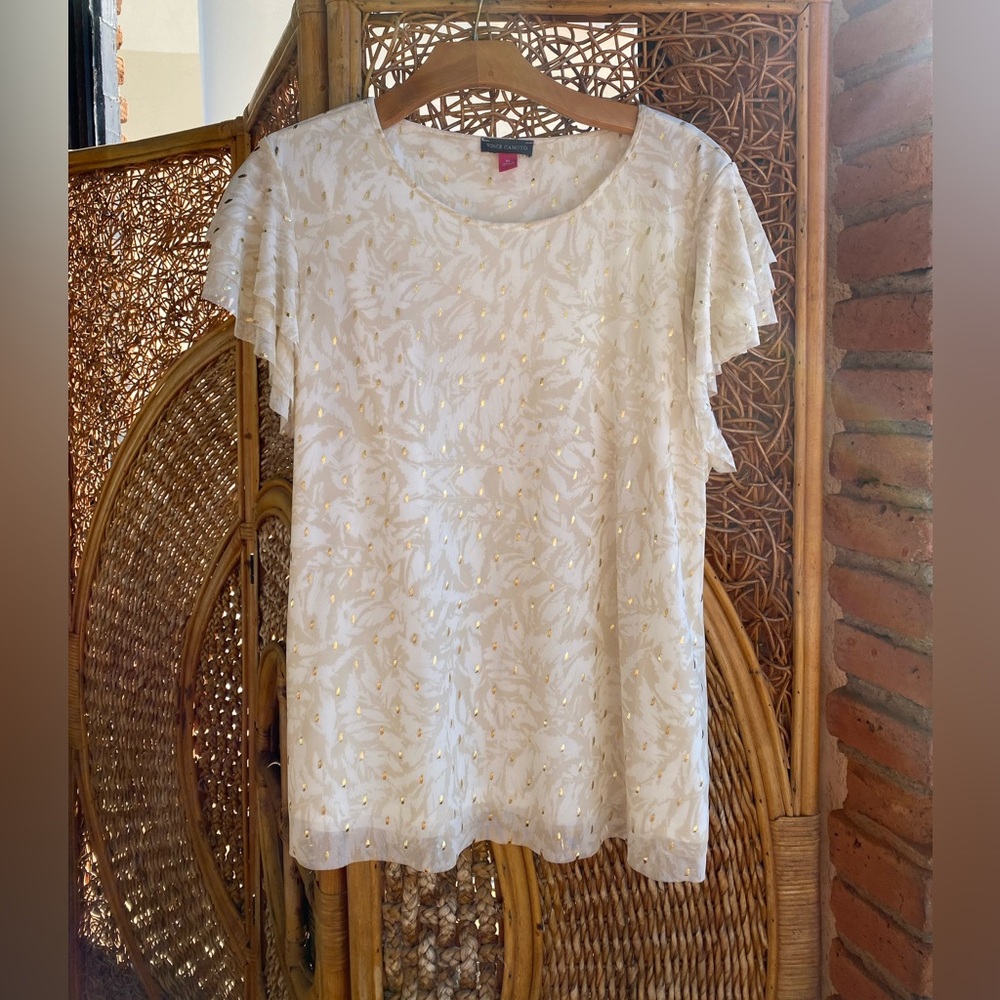 NWOT Vince Camuto Cream Blouse with Gold Details Size XL Excellent Condition